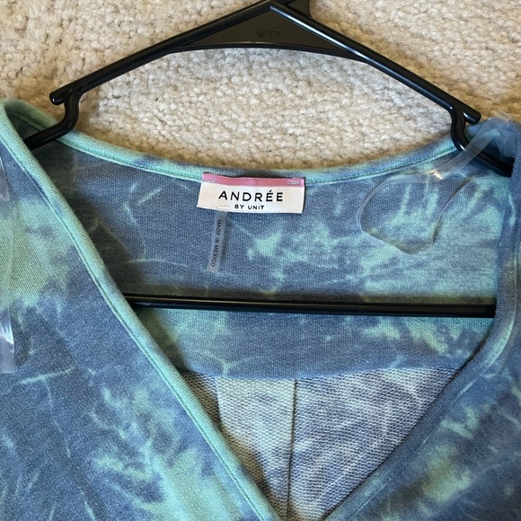 Tie dye Terry Romper - Picture 2 of 2